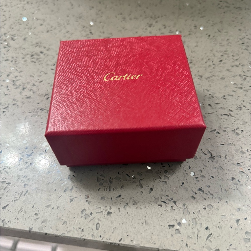 Empty Earring Box - Picture 2 of 2